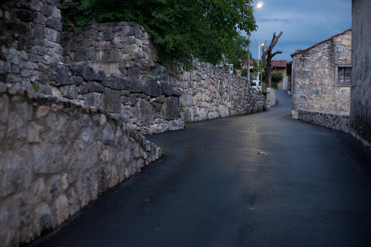 Hostel Xaxid Črni Kal Eksteriør bilde