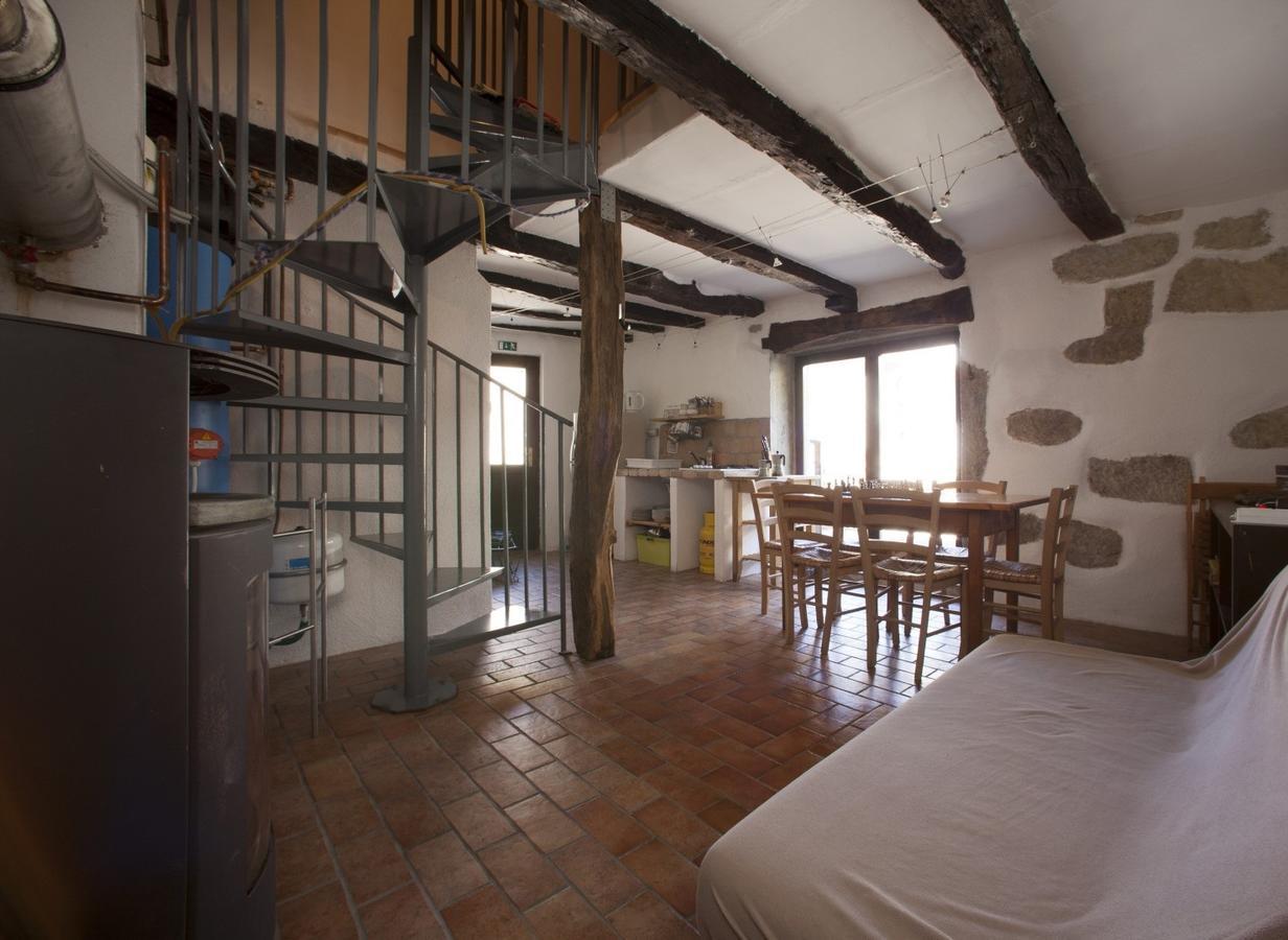 Hostel Xaxid Črni Kal Eksteriør bilde